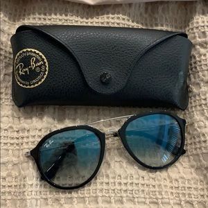 Authentic ray ban aviators with case